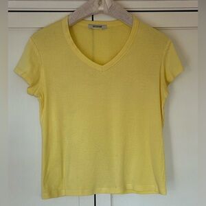 Super Soft Short Sleeve V-Neck Shirt by Holt Renfrew - Women’s Size XL